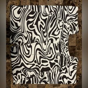 Fun Pattern Pants // Straight Leg // Size Large